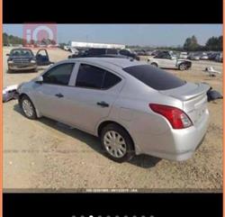 نيسان فيرسا